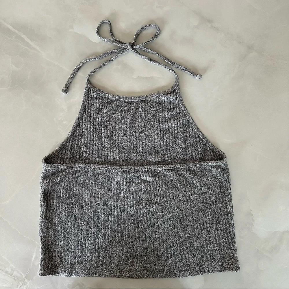 Brandy Melville Gray Ribbed Crop Halter Top - Picture 7 of 9